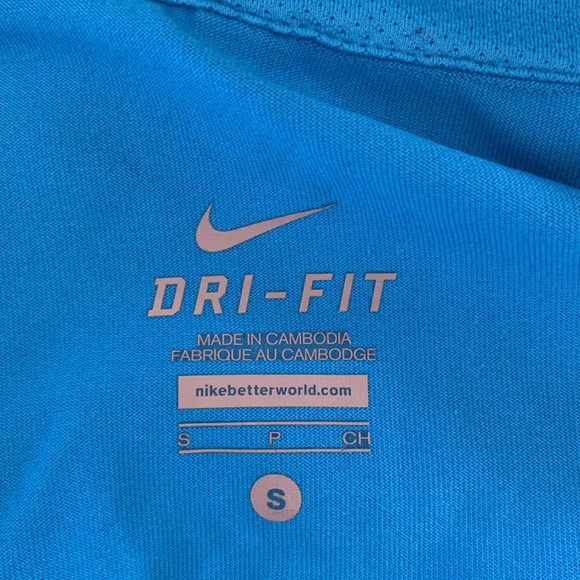 Nike Half Zip Long Sleeve Mesh Inset Running Shirt - Picture 11 of 12